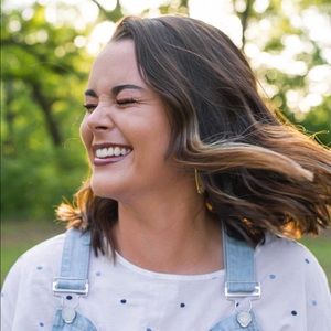 Meet your Posher, Maddie